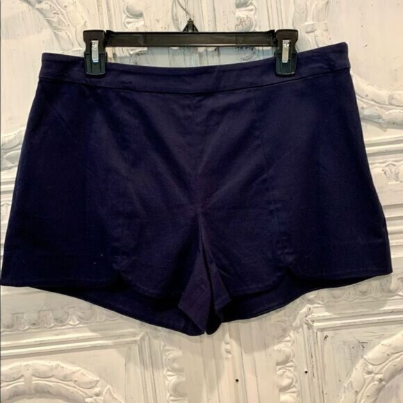 Draper James Scallop Navy Shorts Size 12 NWT - Picture 11 of 11